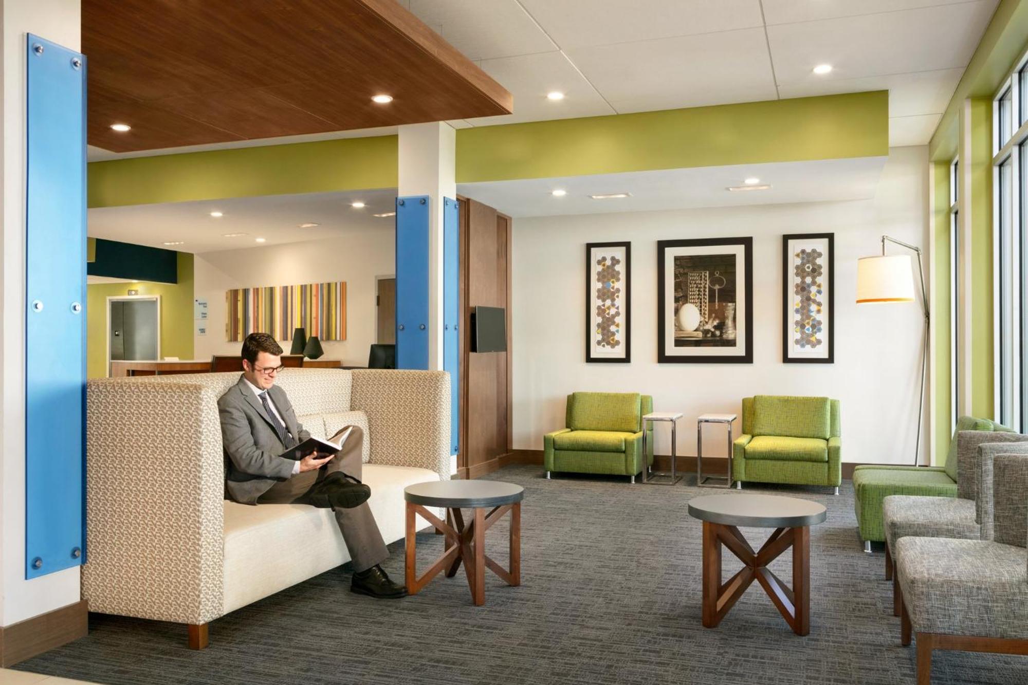 Holiday Inn Express & Suites Salisbury By Ihg Zewnętrze zdjęcie