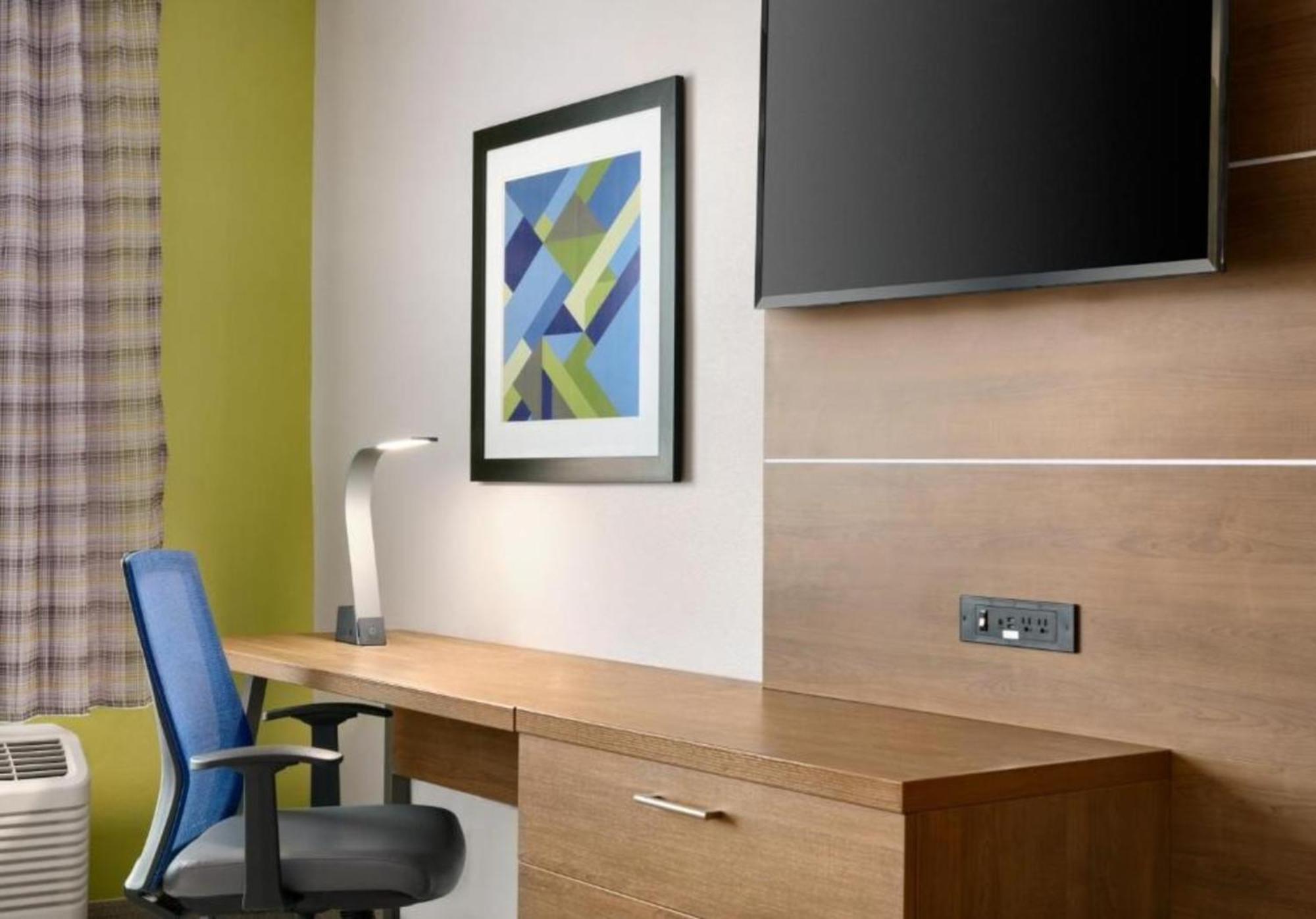 Holiday Inn Express & Suites Salisbury By Ihg Zewnętrze zdjęcie